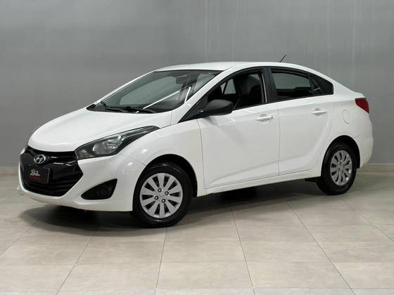 HYUNDAI HB20S 1.0 COMFORT PLUS 12V FLEX 4P MANUAL